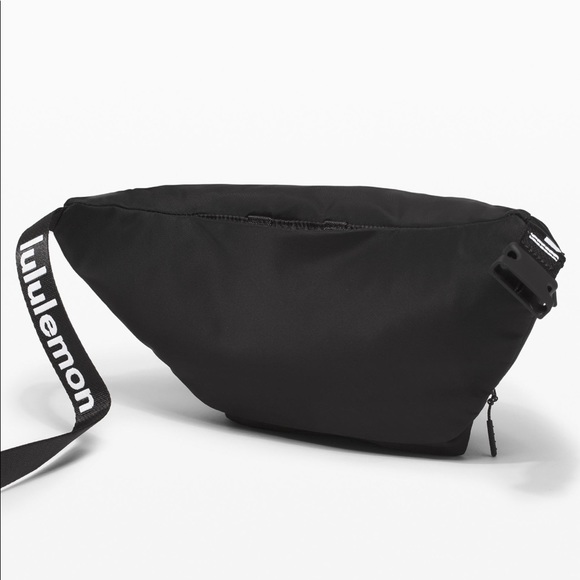 ❤️ Lululemon The Rest is Written Belt Bag 3L - Picture 5 of 11